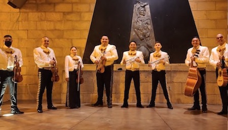 Mariachi Nuevo Guadalajara w/8 Elements